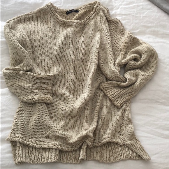 Brandy Melville knit sweater - Picture 3 of 3